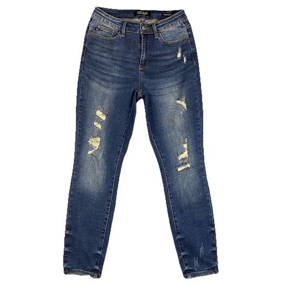 Judy Blue Relaxed Fit Mid Rise‎ Skinny Jeans Distressed Frayed Hem Junior Size 5 - Picture 1 of 6